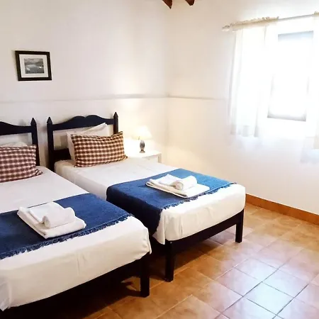 Villa Classic Countryside With Private Balcony - Casa 2